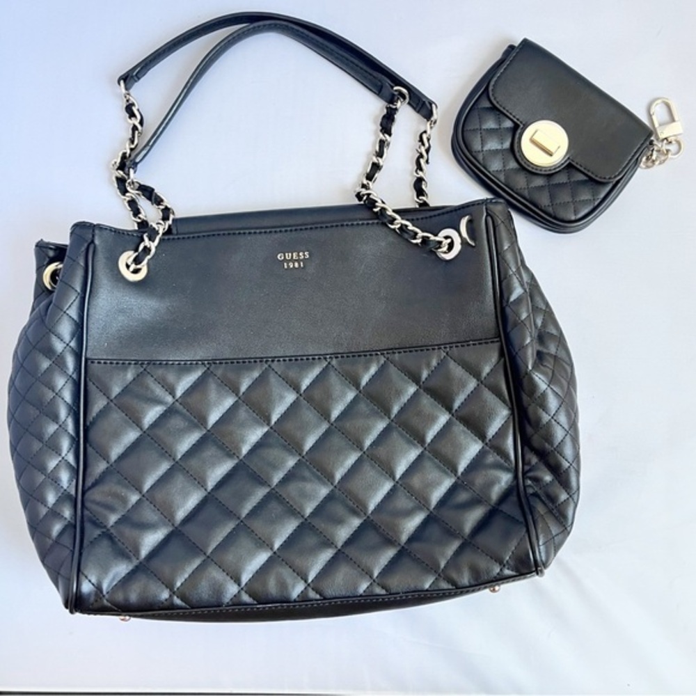 GUESS Black Quilted Women's Bag Set